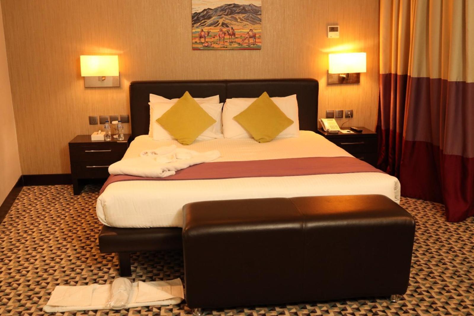 Golden Tulip Hail Екстер'єр фото