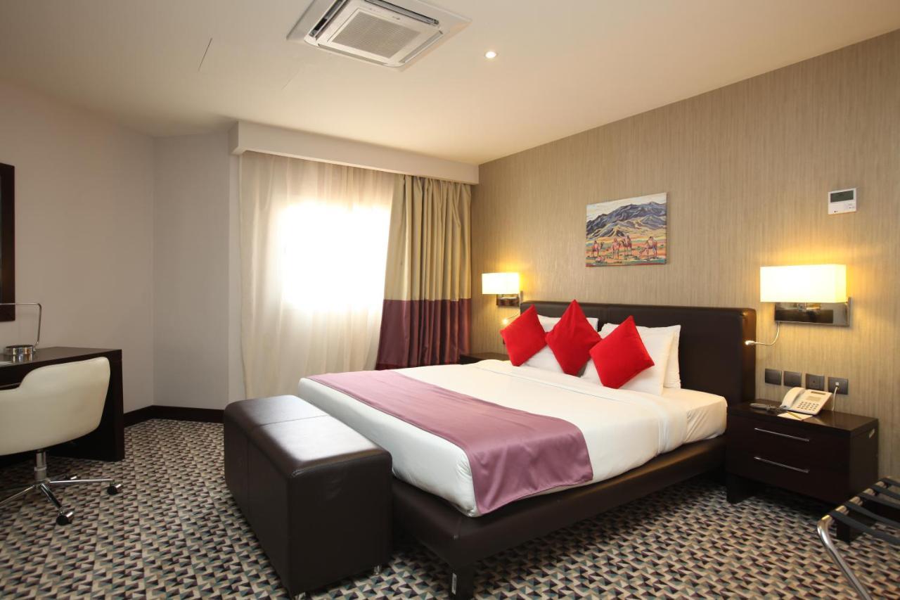Golden Tulip Hail Екстер'єр фото
