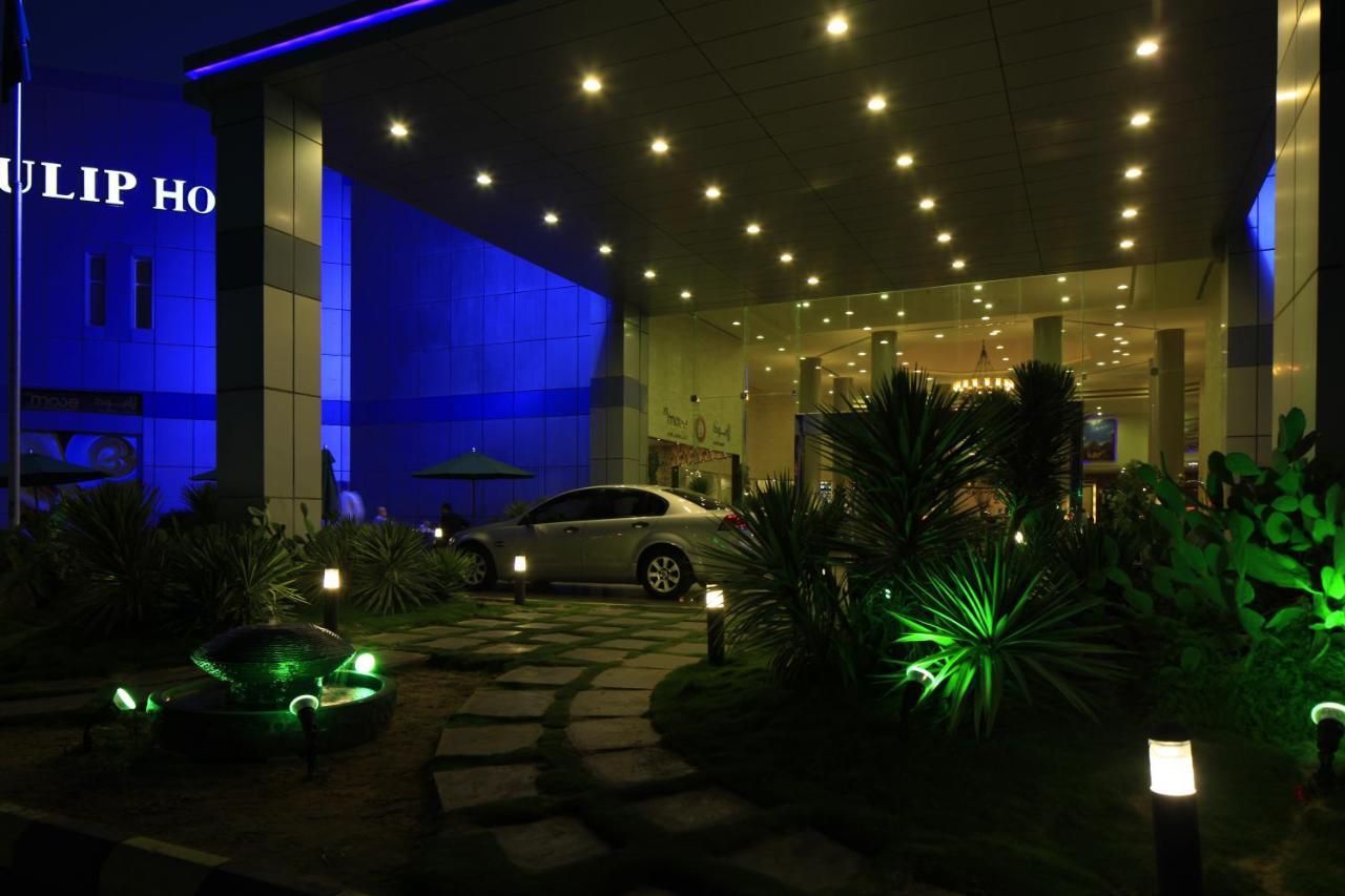 Golden Tulip Hail Екстер'єр фото